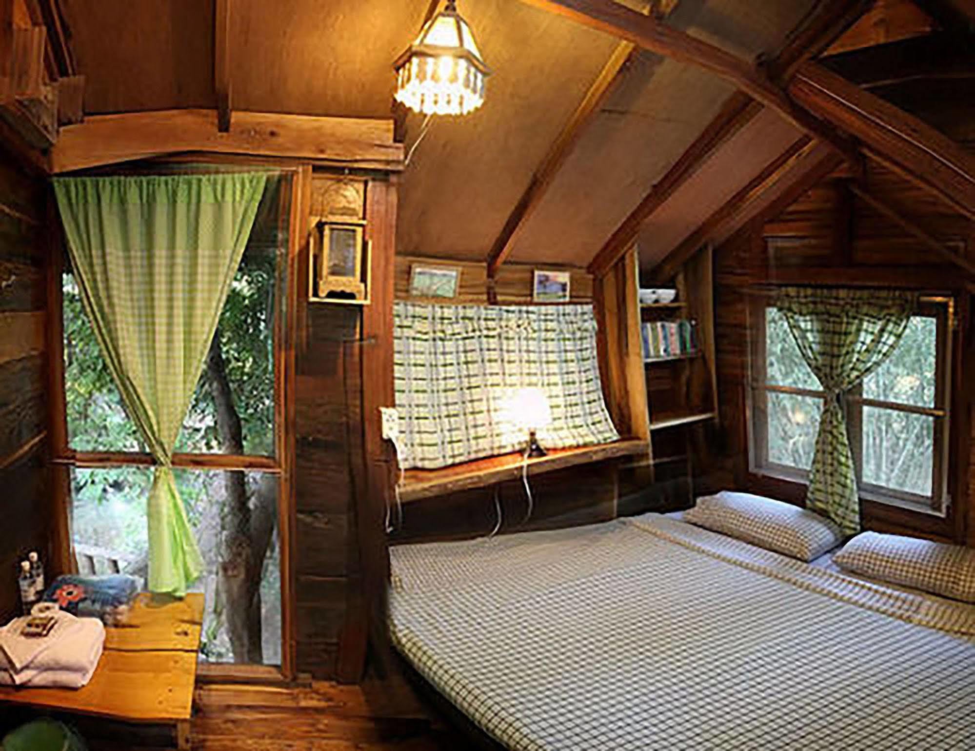 Rabeang Pasak Treehouse Resort Chiang Mai Exterior foto