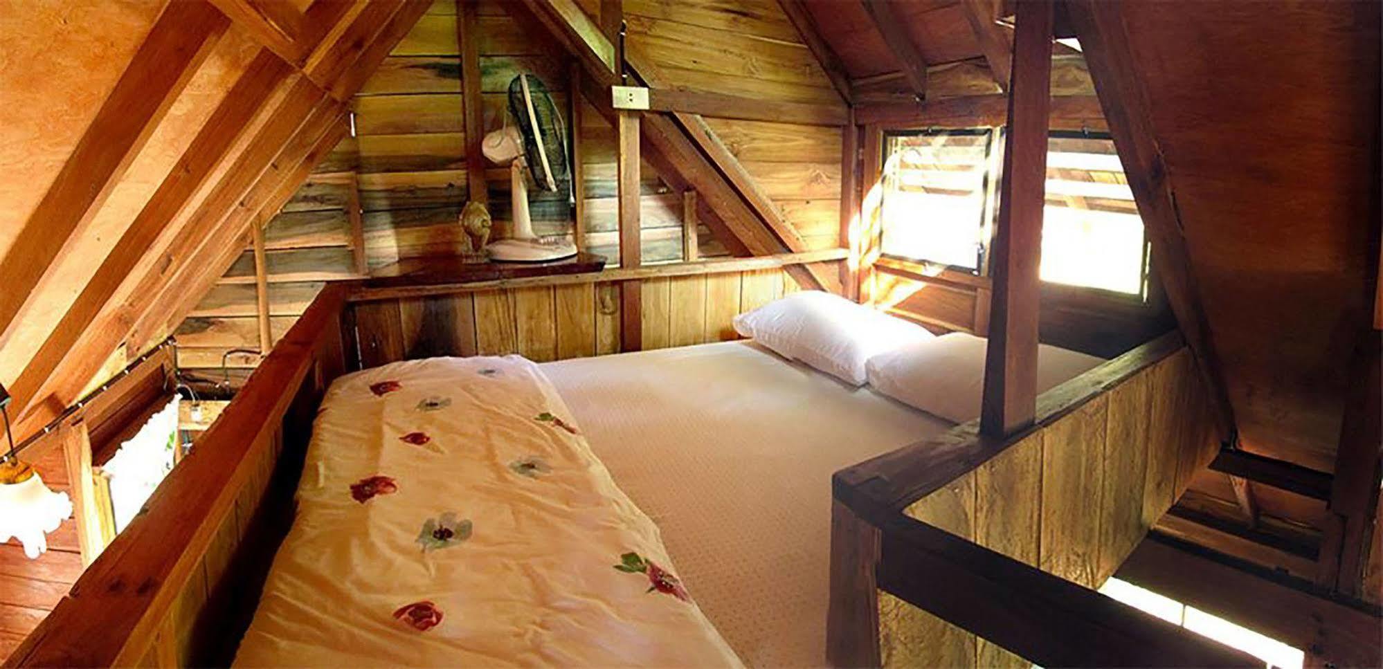 Rabeang Pasak Treehouse Resort Chiang Mai Exterior foto